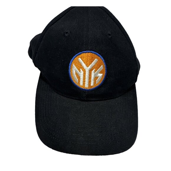 Vintage New York Knicks Black Adjustable Cap 100% Cotton - Picture 1 of 3
